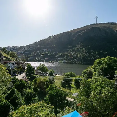 Refugio Entre O Pomar E O Rio Douro