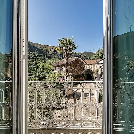 Refugio Entre O Pomar E O Rio Douro