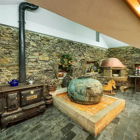 Refugio Entre O Pomar E O Rio Douro