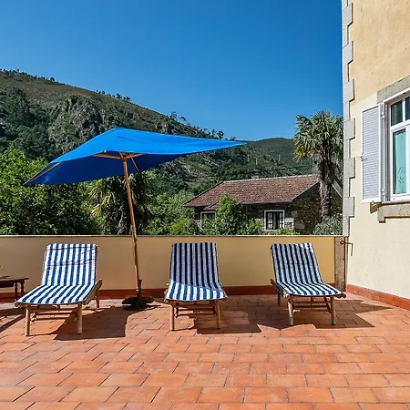 Refugio Entre O Pomar E O Rio Douro