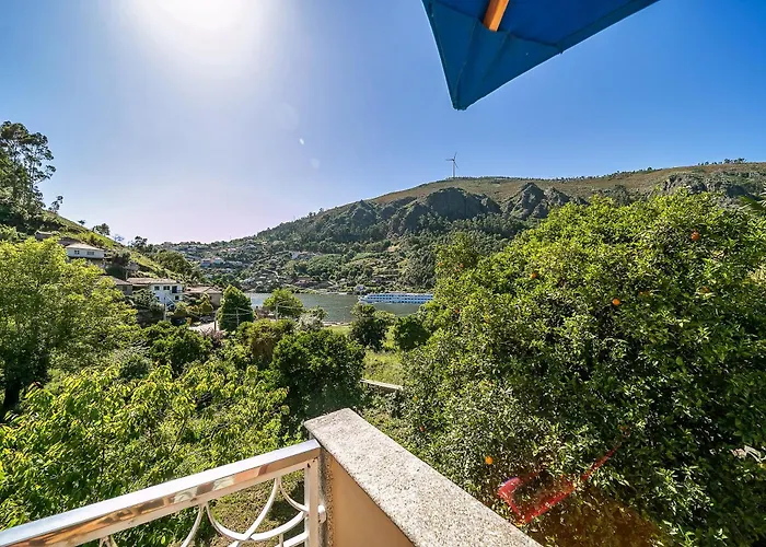 Refugio Entre O Pomar E O Rio Douro