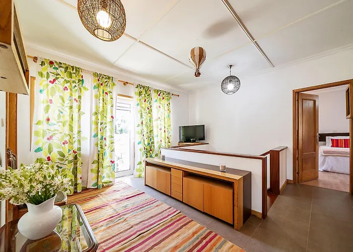 Refugio Entre O Pomar E O Rio Douro