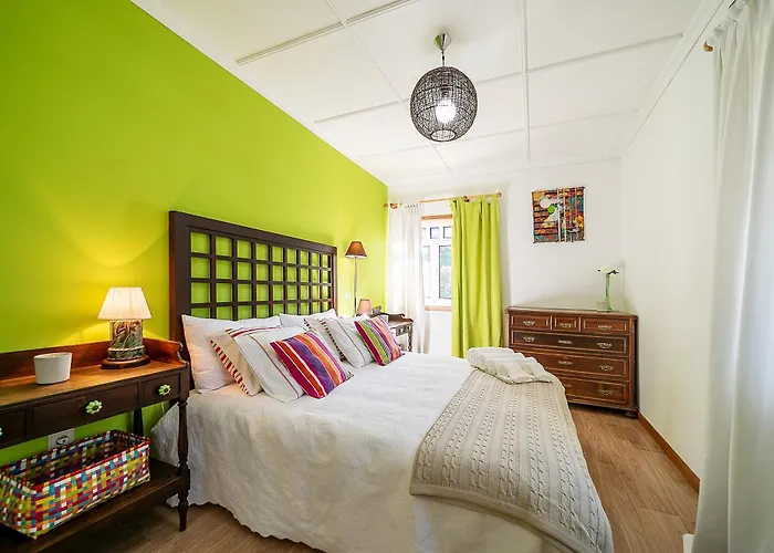 Refugio Entre O Pomar E O Rio Douro